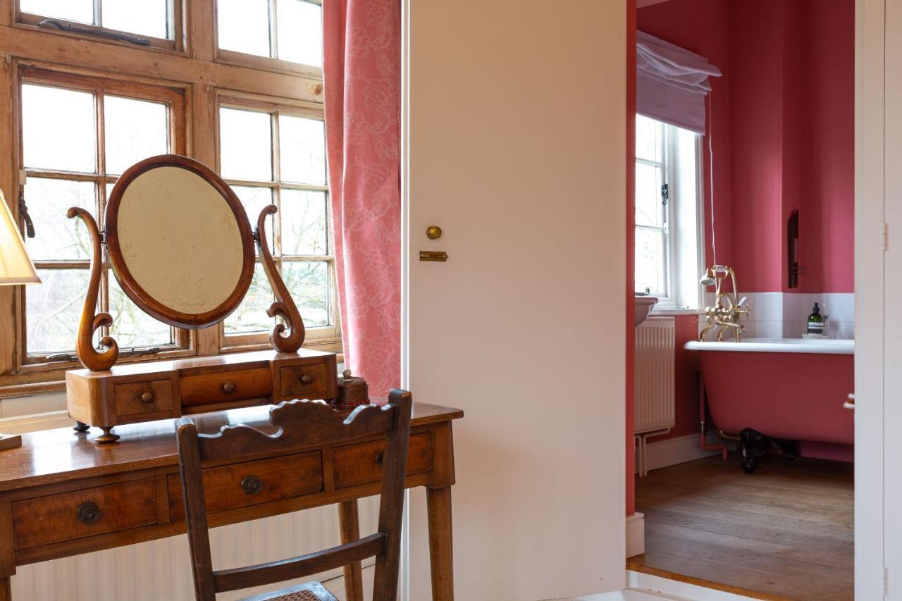 Pounce Hall -Stunning Historic Home In Rural Essex サフロン・ワルデン エクステリア 写真