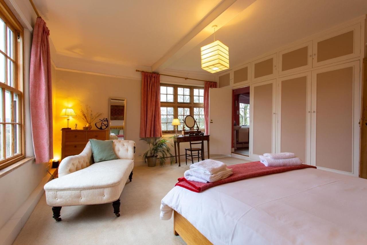 Pounce Hall -Stunning Historic Home In Rural Essex サフロン・ワルデン エクステリア 写真